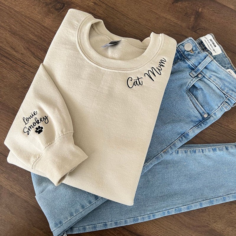 Personalised Embroidered Dog Mum Shirt Gift For Dog Mum Sweatshirt