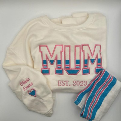 Personalised Embroidery Mum Sweatshirt with Kids Names on Sleeve Gift for Mum